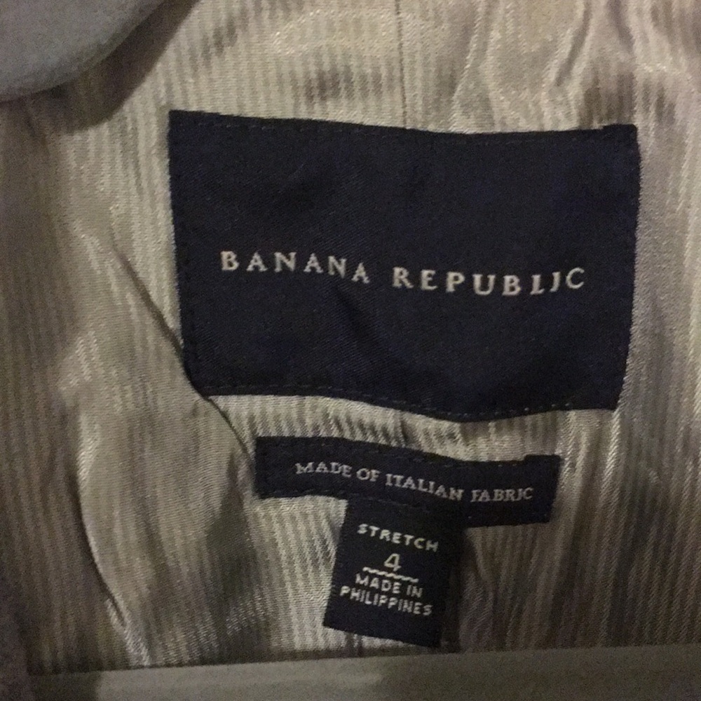 Italian wool Banana Republic gray skirt suit - Picture 2 of 2